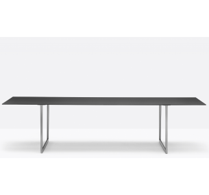TOA - Table fixe Pedrali, base en aluminium coulé sous pression en différentes finitions, plateau en laminé HPL