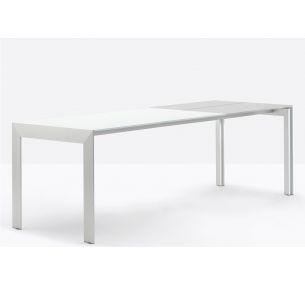 MATRIX TMA - Table extensible Pedrali en différentes dimensions, en différentes finitions en aluminium, avec plateau en stratifié dans les couleurs disponibles.